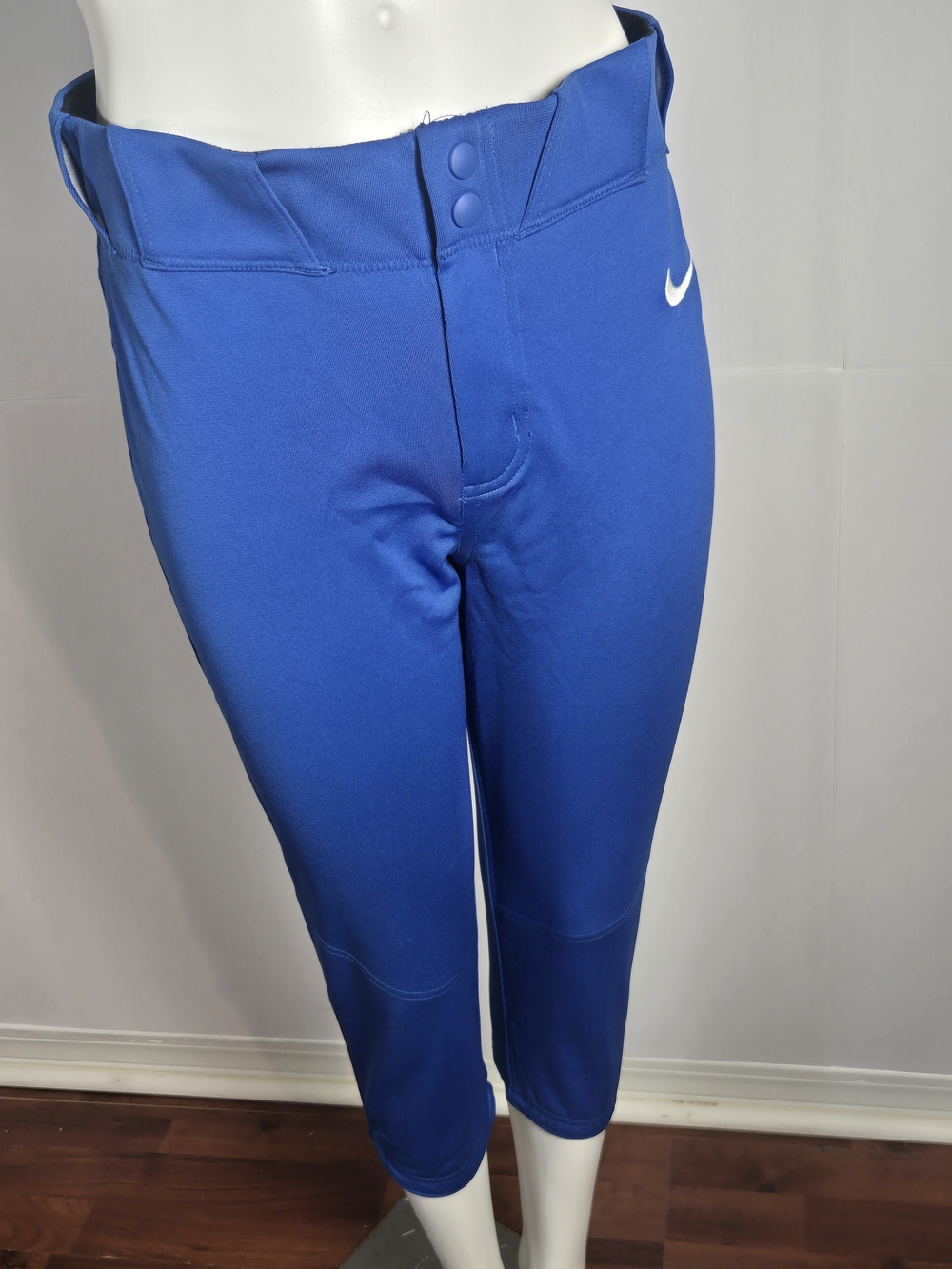 Nike Women's Royal Blue Athletic Capri Pants